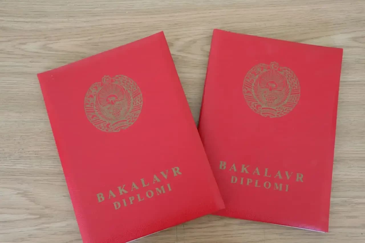 Bakalavriatni imtiyozli diplom bilan bitirganlarga malaka toifasi beriladi