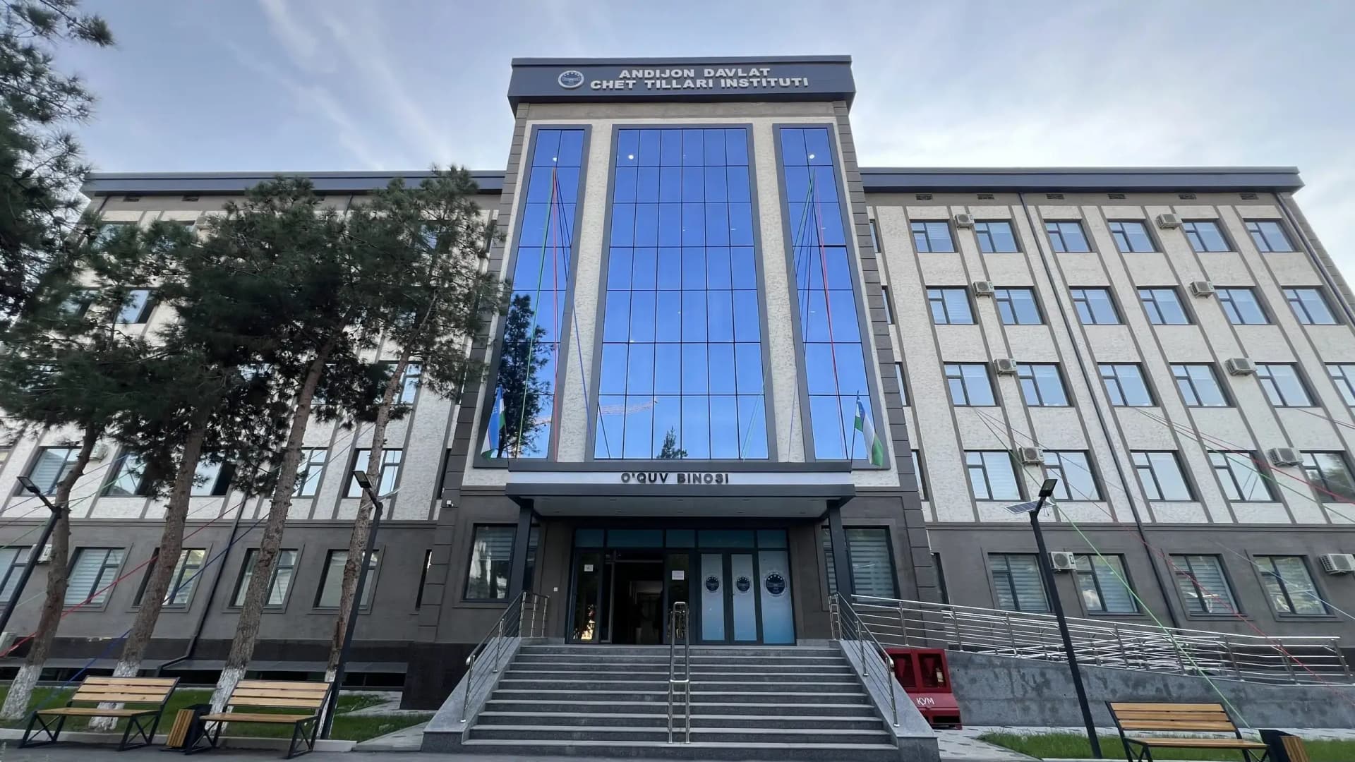 Andijon chet tillari institutida super-kontrakt narxlari belgilandi