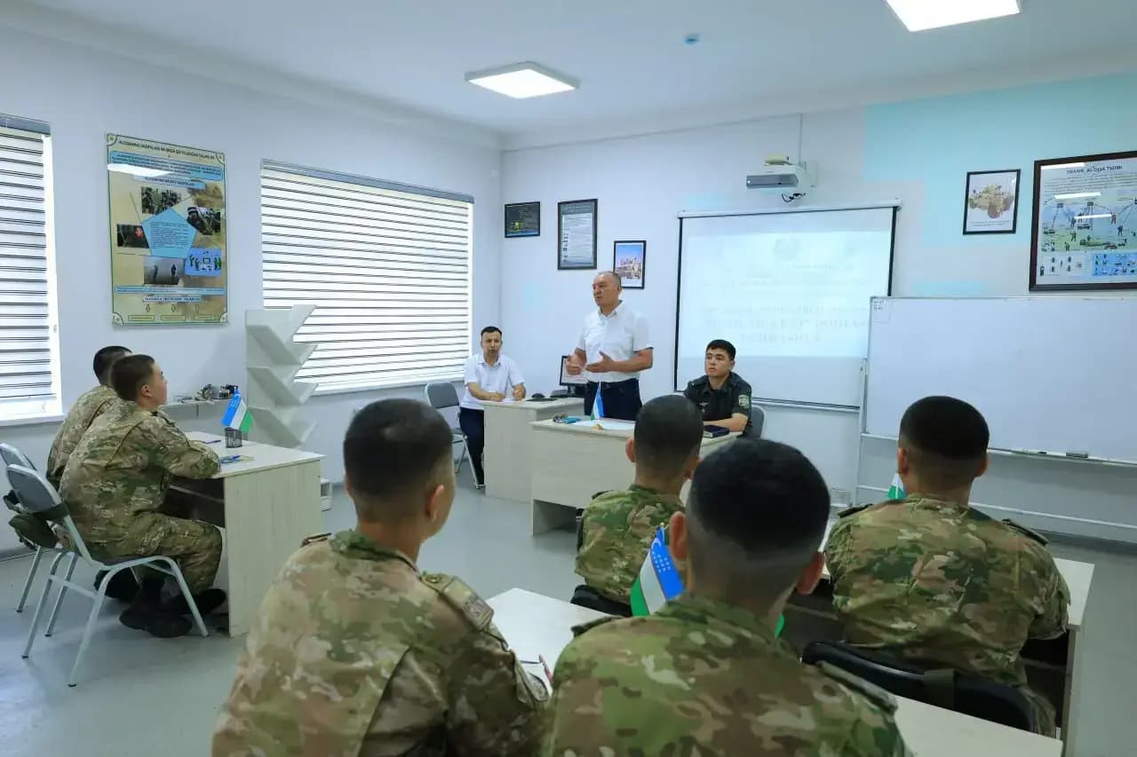 Muddatli harbiy xizmatdagi askarlarga ta’lim krediti beriladi