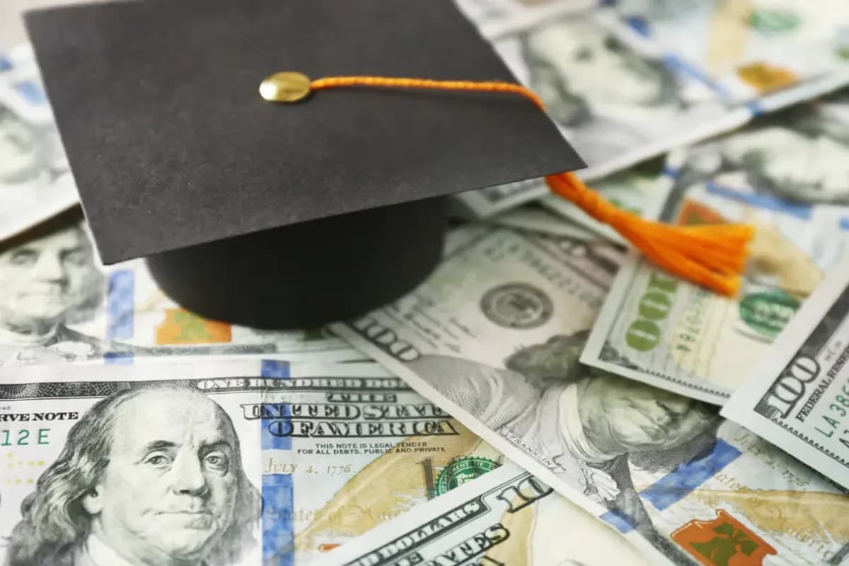 Doktorantlar qariyb 7 million so’mlik stipendiyaga 21-oktabrgacha ariza beradi