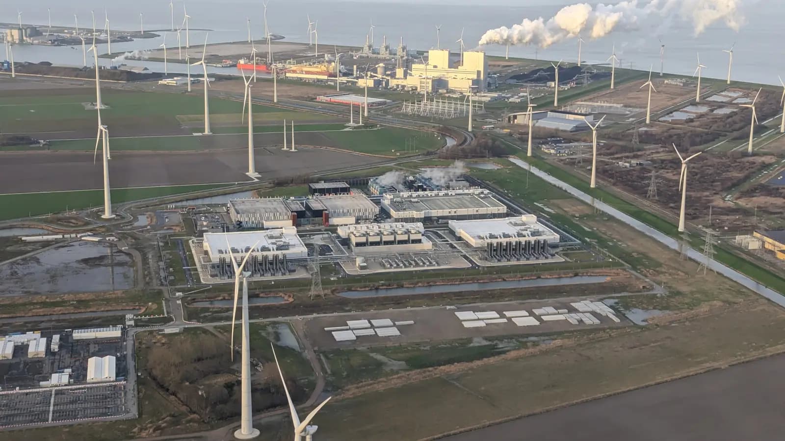 Google yangi Gemini 4 modelini Carbon nomi bilan sinovdan o‘tkazmoqda