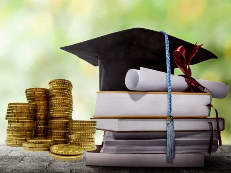 Imtiyozli ta’lim krediti: Hozir qaysi banklar kredit bermoqda?