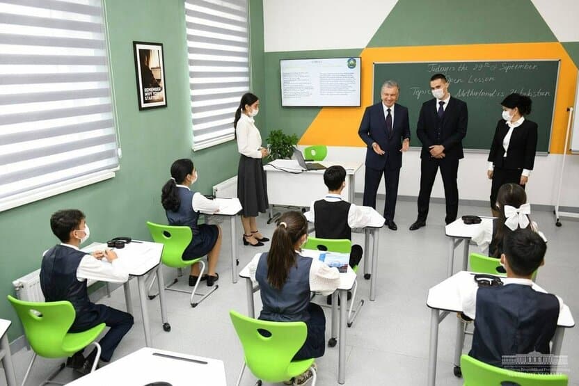 Maktab o’qituvchilari va xodimlari oylik maoshlari (2024)