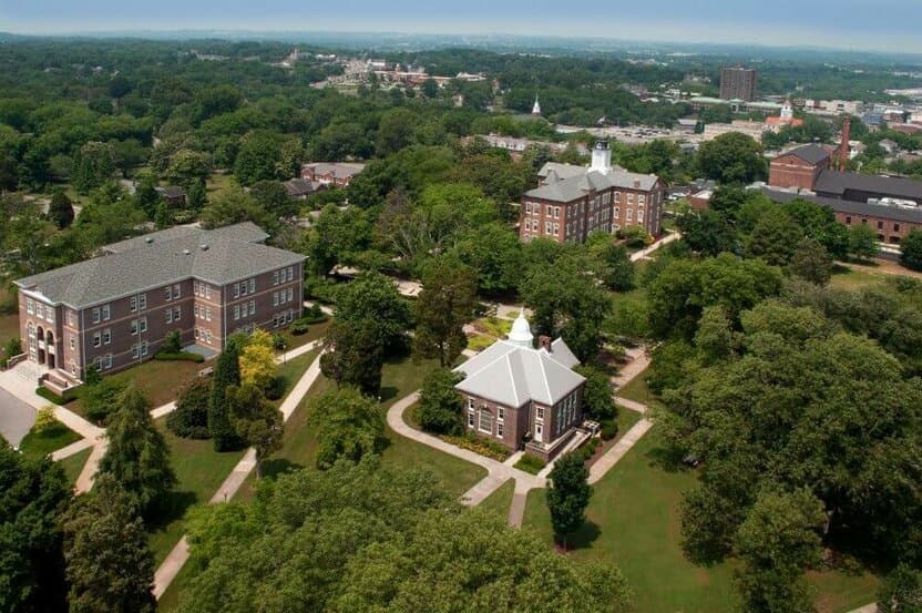 AQSHda bepul o’qish: Maryville College Diversity stipendiyasi