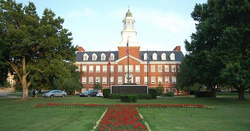 AQSH universitetida 25 000 dollargacha grant yutib oling