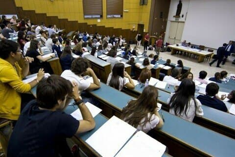 Xususiy OTMlarga litsenziya berish nomaʼlum muddatga to‘xtatildi