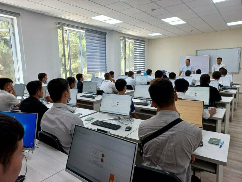 Yakuniy attestatsiyaga kechiksangiz nima bo‘ladi? Tartiblar