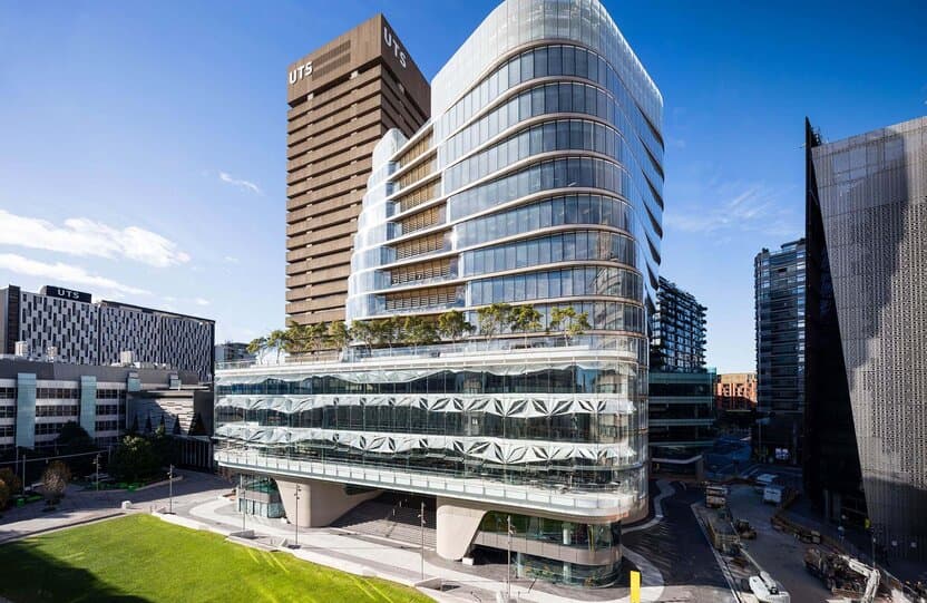 Sidney Texnologiya Universitetida IT bo’yicha to’liq grant