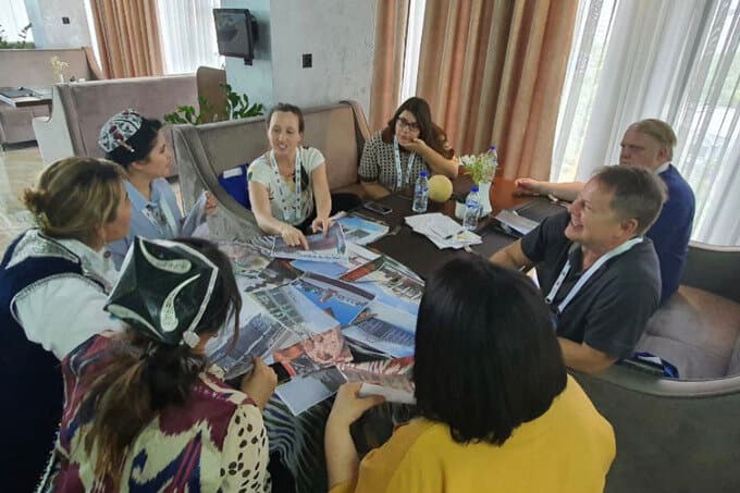 O‘zbekistonga AQShdan 20 nafar ingliz tili o‘qituvchisi keldi