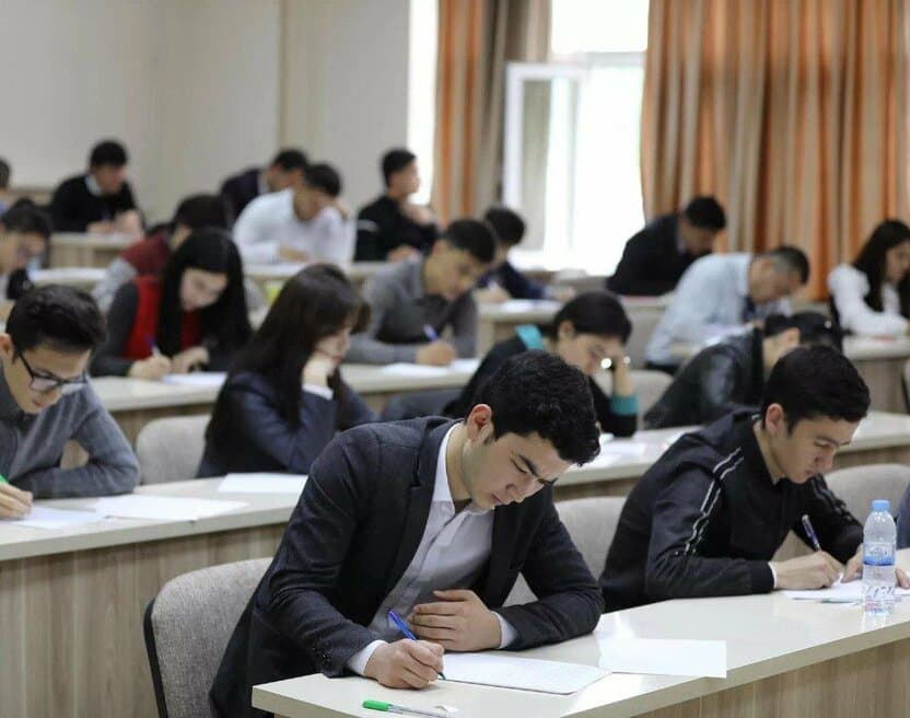 Andijon tibbiyot instituti: 79 nafar talaba o’qishini ko’chira olmadi