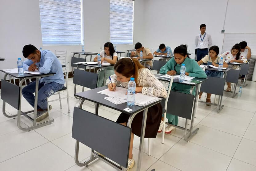 8 ta OTMda chet tilidan ijodiy imtihon bekor qilindi