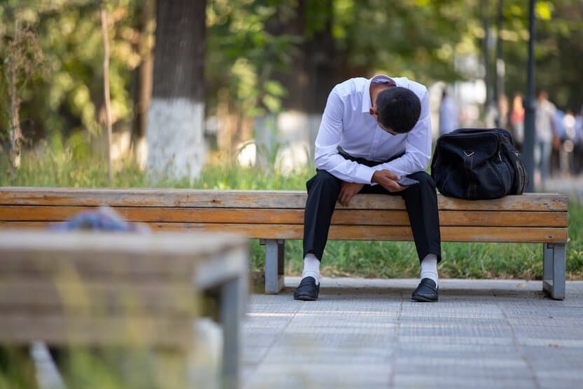 Nodavlat oliygoh yopilsa, talabalar taqdiri nima bo‘ladi?