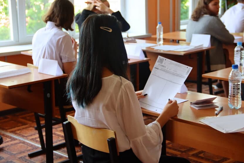 Sertifikatsiz chet tili o‘qituvchilarini ishga olish tartibi