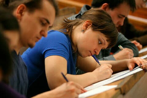 Sirtqi ta’lim: O’qituvchilar uchun yangi talablar (5 yil staj)