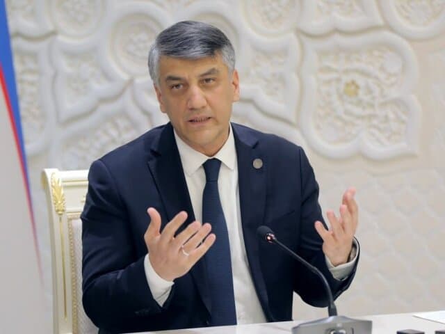 Alisher Qodirov: 7-sinfdan o‘quvchilarni tabaqalashtirish kerak