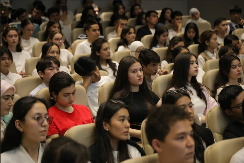 Abituriyentlar diqqatiga: ID-karta olishni unutmang!