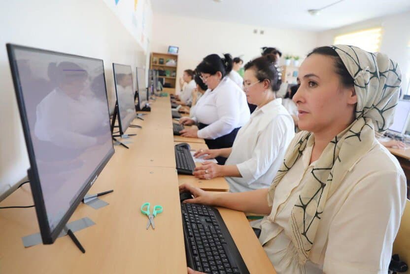 Pedagog toifasi tizim xatosi bilan tushirildimi? Yechimlar