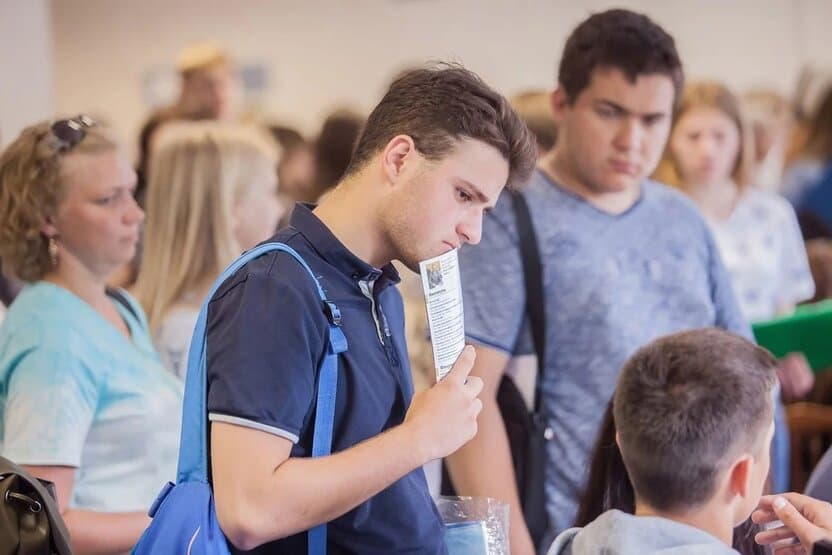 Abituriyentlar uchun imtihon to‘lovi: 170 ming so‘m (2024)