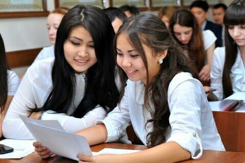 Imtihonlarga tayyorgarlik: Muvaffaqiyatga erishish uchun 5 ta sir