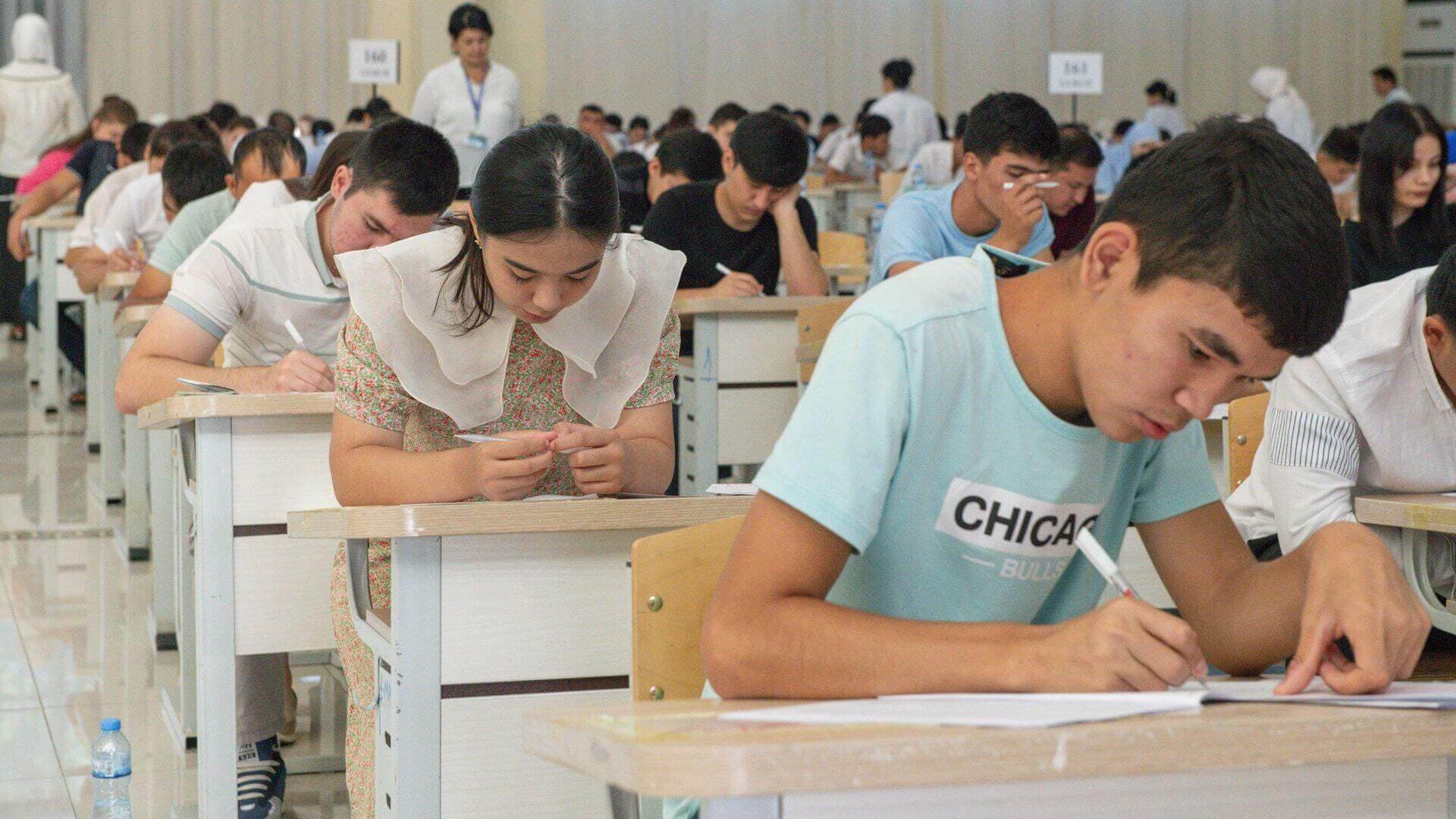 Tarix va chet tili fanidan test topshirganlar statistikasi
