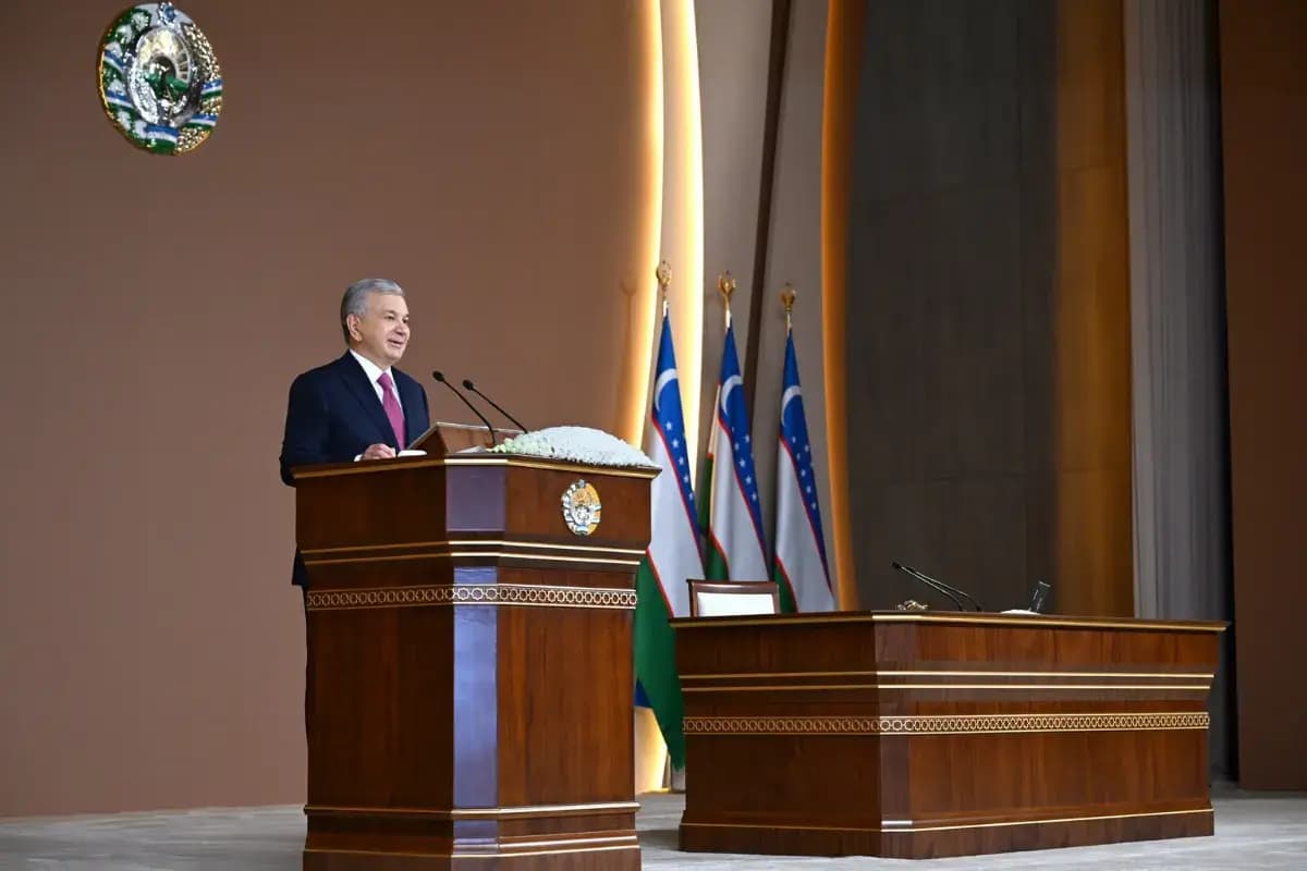 Prezident maktabda yiliga 4-5 oy paxta terimida ishlaganini aytdi