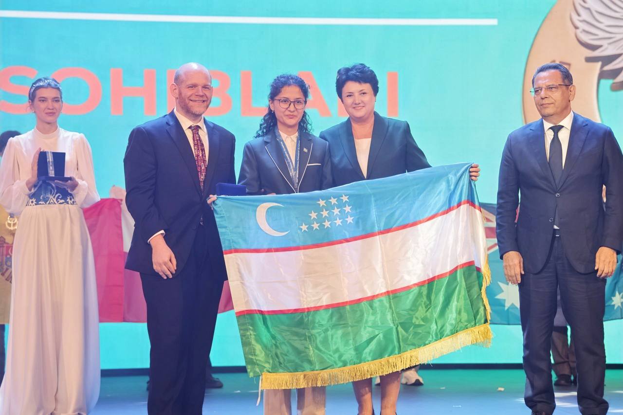 O’zbekistonlik Rayhona Tuymurodova 58-Xalqaro kimyo olimpiadasida oltin medal oldi