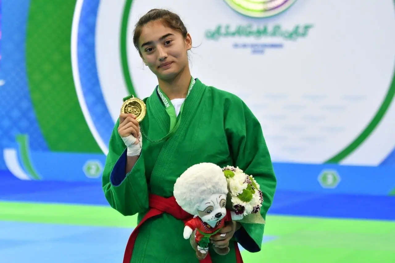 Hilola Ortiqboyeva harbiy kurash bo’yicha jahon musobaqasida oltin medal oldi